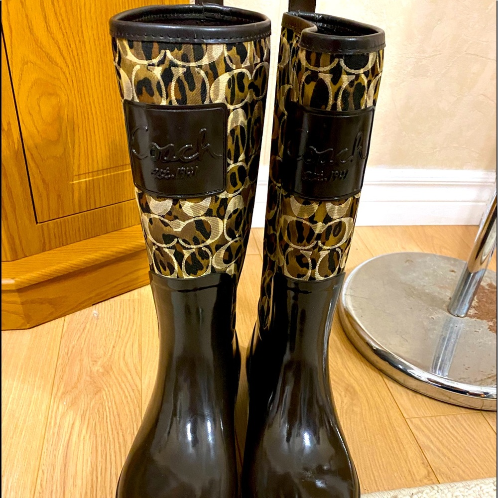 Authentic beautiful Coach rubber boots